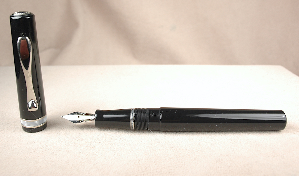 Pre-Owned Pens: 6116: Levenger: Tuxedo Voyager